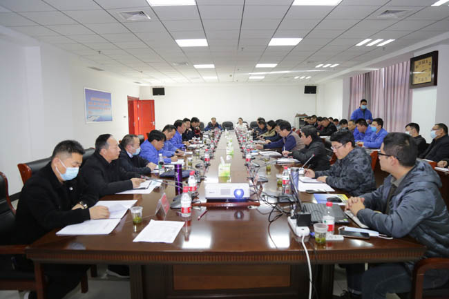 河南省有色金屬炭素協(xié)會(huì)2021年第二次會(huì)長(zhǎng)辦公會(huì)暨炭素行業(yè)交流會(huì)在萬基控股集團(tuán)召開