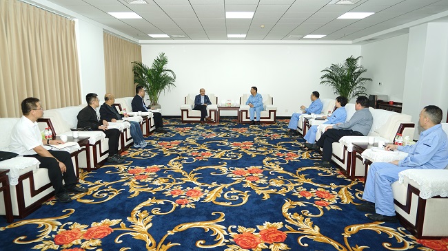 中鋁寧夏能源集團黨委書記、董事長丁吉林一行到萬基控股集團調(diào)研