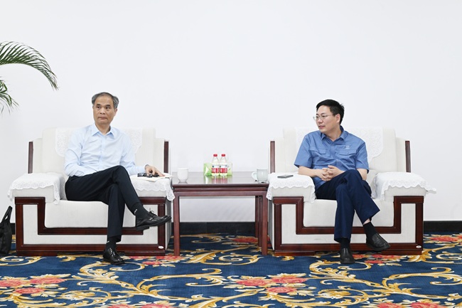 中原證券股份有限公司黨委副書記、總經(jīng)理李昭欣一行到萬基控股集團(tuán)調(diào)研